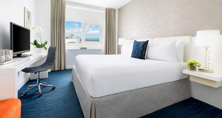 Hotel YVE Bedroom